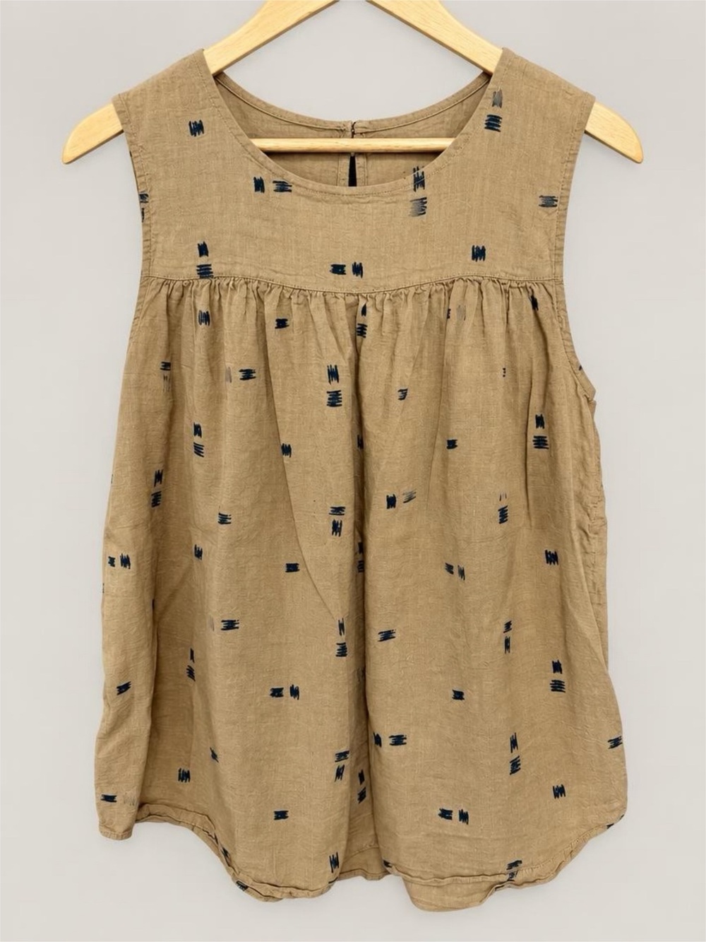 Sonoma Tan Sleeveless Top - L
